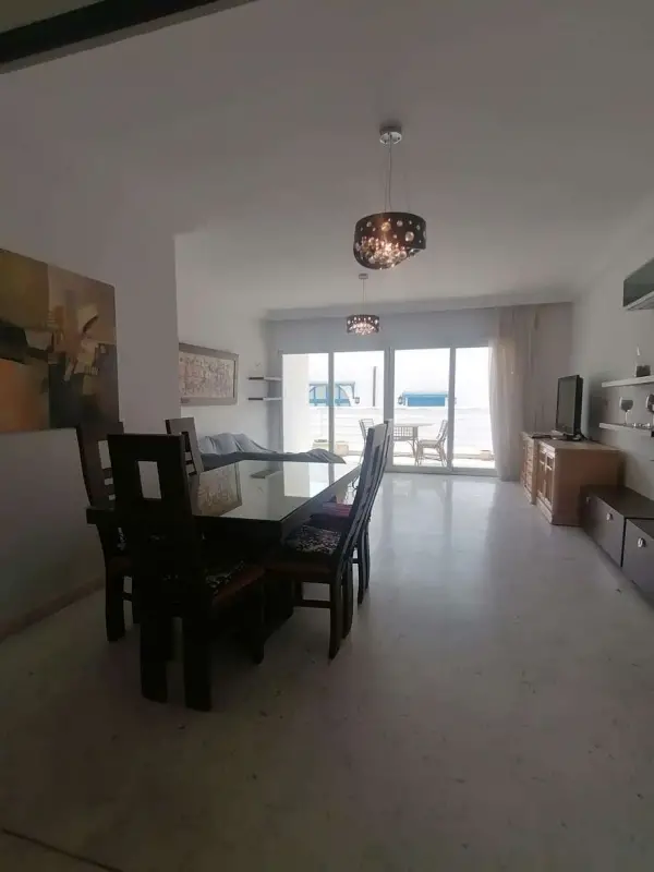 Appartement S 4 richement meublé à la Marsa
