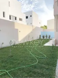 Villa S+6 avec piscine à louer aux Jardins de Carthage - 8