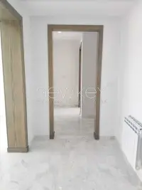 S+2 Neuf avec vue dégagée à vendre aux jardins de Carthage - 4