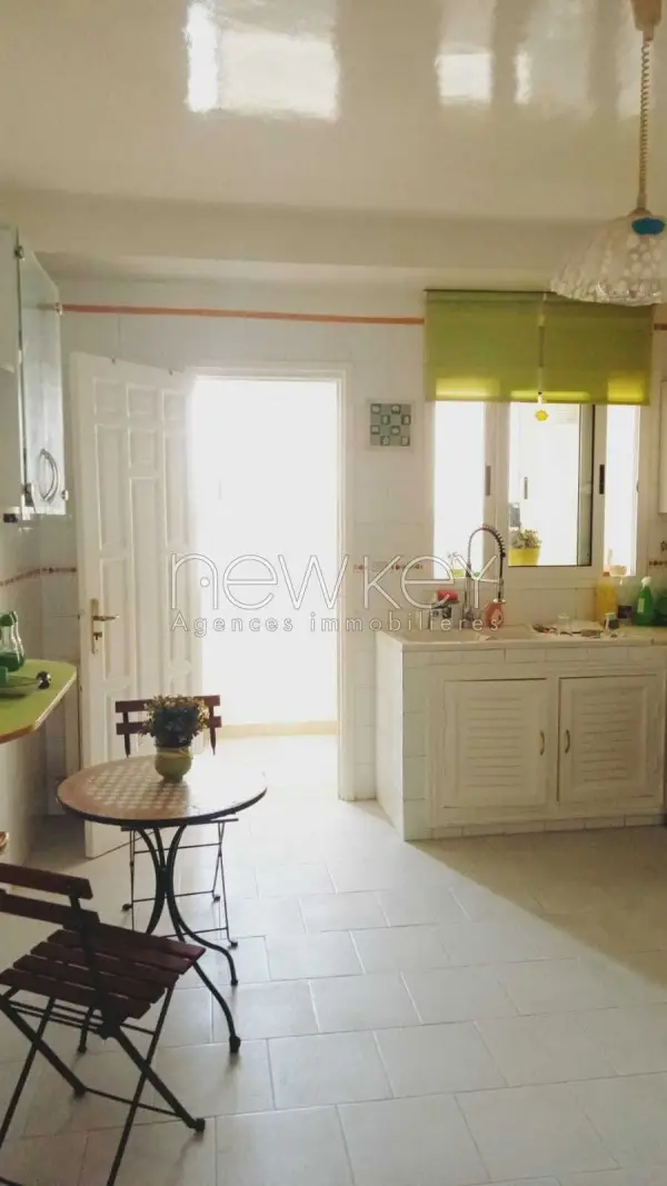 Appartement s+3 meublé à la Marsa