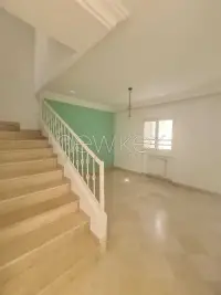 Duplex s+3 à la Marsa - 8