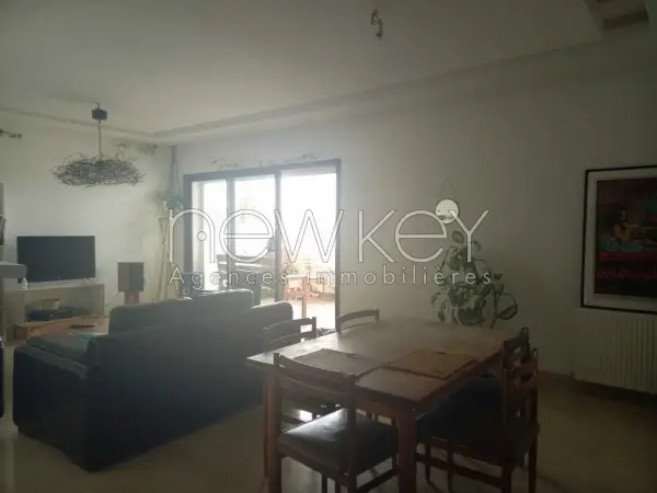 Appartement s+3 à la Marsa