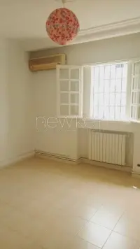 Etage de villa s+3 à la Marsa - 1