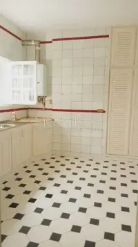 Etage de villa s+3 à la Marsa - 6