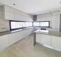 Villa De Luxe de Style Minimaliste S+4 à vendre à La Soukra - 4
