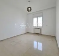 Bel Appartement à vendre S3 aux Jardins de L'Aouina - 3