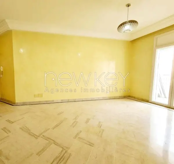 Bel Appartement à vendre S3 aux Jardins de L'Aouina