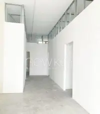 Un Dépôt à louer à La Soukra - 2