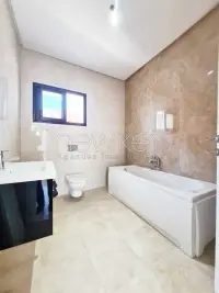 Villa Haut Standing S4 à vendre à La Soukra - 10