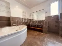 Villa S5 meublée à louer au Lac 2 - 6