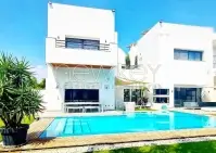 Somptueuse Villa de Maître à vendre à La Soukra - 8
