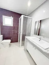 Une Superbe Villa S+4 à La Soukra - 7