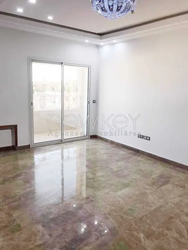 Appartement S2 à louer à Cité Les Palmeraies