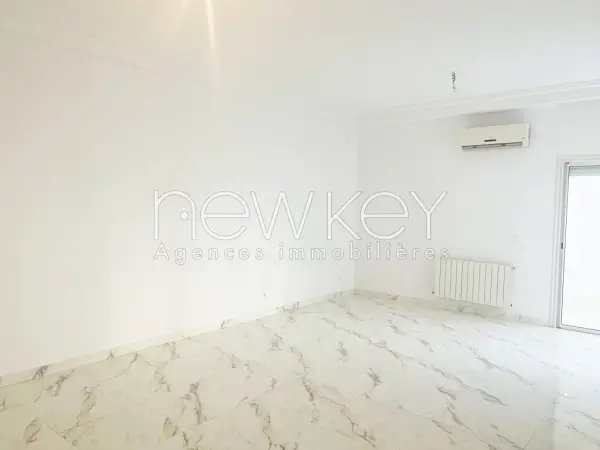 Appartement S2 à vendre à La Soukra