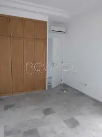Appartement s+3 à la Marsa - 2