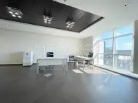 Immeuble de 2128m² à louer aux Berges du Lac 2 - 3