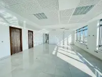 Immeuble de 10230m² à louer à la zone d'activité kheireddine - 7