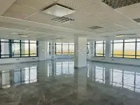 Immeuble de 10230m² à louer à la zone d'activité kheireddine - 8