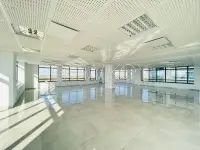 Immeuble de 10230m² à louer à la zone d'activité kheireddine - 9