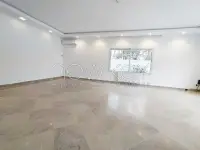 Une Belle Villa avec piscine à louer à La Soukra - 6