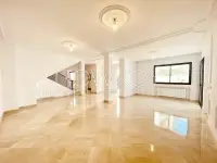 Splendide Villa Neuve à vendre à L'Aouina - 3
