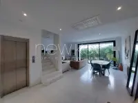 Triplex s+4 meublé avec ascenseur à Gammarth - 6