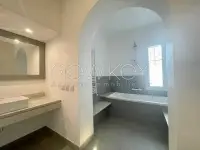 Une Belle villa avec piscine à louer à La Soukra - 10