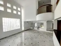 Duplex s+4 avec piscine à la Marsa - 15
