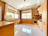 Une Somptueuse Villa de Maître à vendre à La Soukra - 6