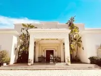 Une Somptueuse Villa de Maître à vendre à La Soukra - 2