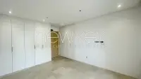 Superbe Triplex S+4 à louer à La Soukra - 4