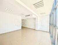 Un open space en double hauteur à louer à la zone d'activité kheireddine - 1