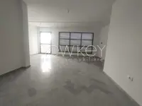 Un Showroom à louer à La Soukra - 4