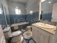 Rez De Chaussée de villa s+3 à la marsa - 8