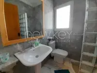 Appartement S+1 avec terrasse bien meublé à Ain Zaghouan - 6