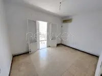 Etage de villa s5 à Marsa plage - 5