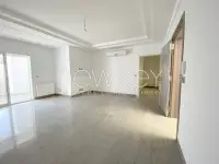 Bel Appartement S+3 à louer à La Soukra - 1