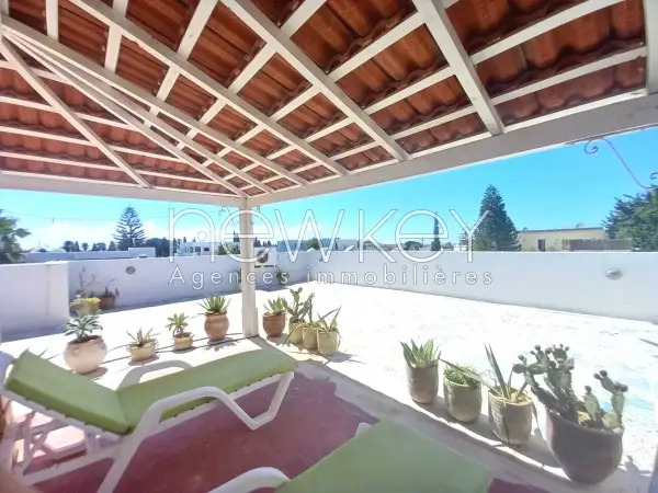S2 Meublé avec terrasse