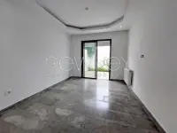 Triplex s+4 avec piscine à Gammarth - 11