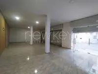 Un local commercial à La Soukra - 1