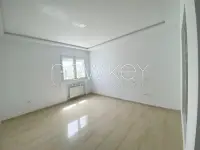 Un étage de villa S+3 à La Soukra - 4