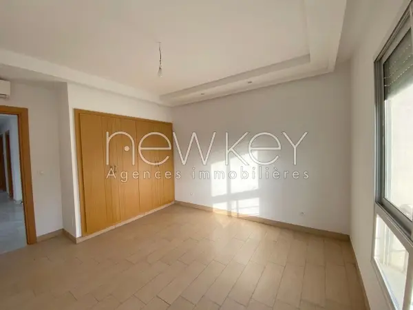 Appartement S+1 à louer à La Soukra