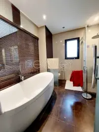 Rez-de-chaussée d'une villa au Golf - 10