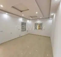 Un étage de villa S+4 à louer à La Soukra - 2