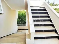 Un étage de villa S+4 à louer à La Soukra - 4