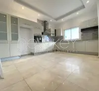 Superbe étage De Villa S+3 à louer à La Soukra - 2