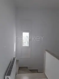 Duplex s+4 à louer à Gammarth - 6