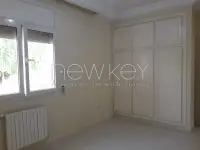 Un rez-de-chaussée de villa S+4 à louer à Gammarth - 7