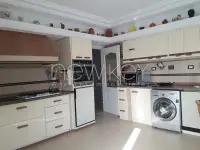 Un étage de villa S+3 à louer à la Marsa - 5