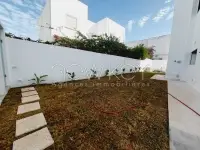 Villa S+3 à louer à Gammarth - 14